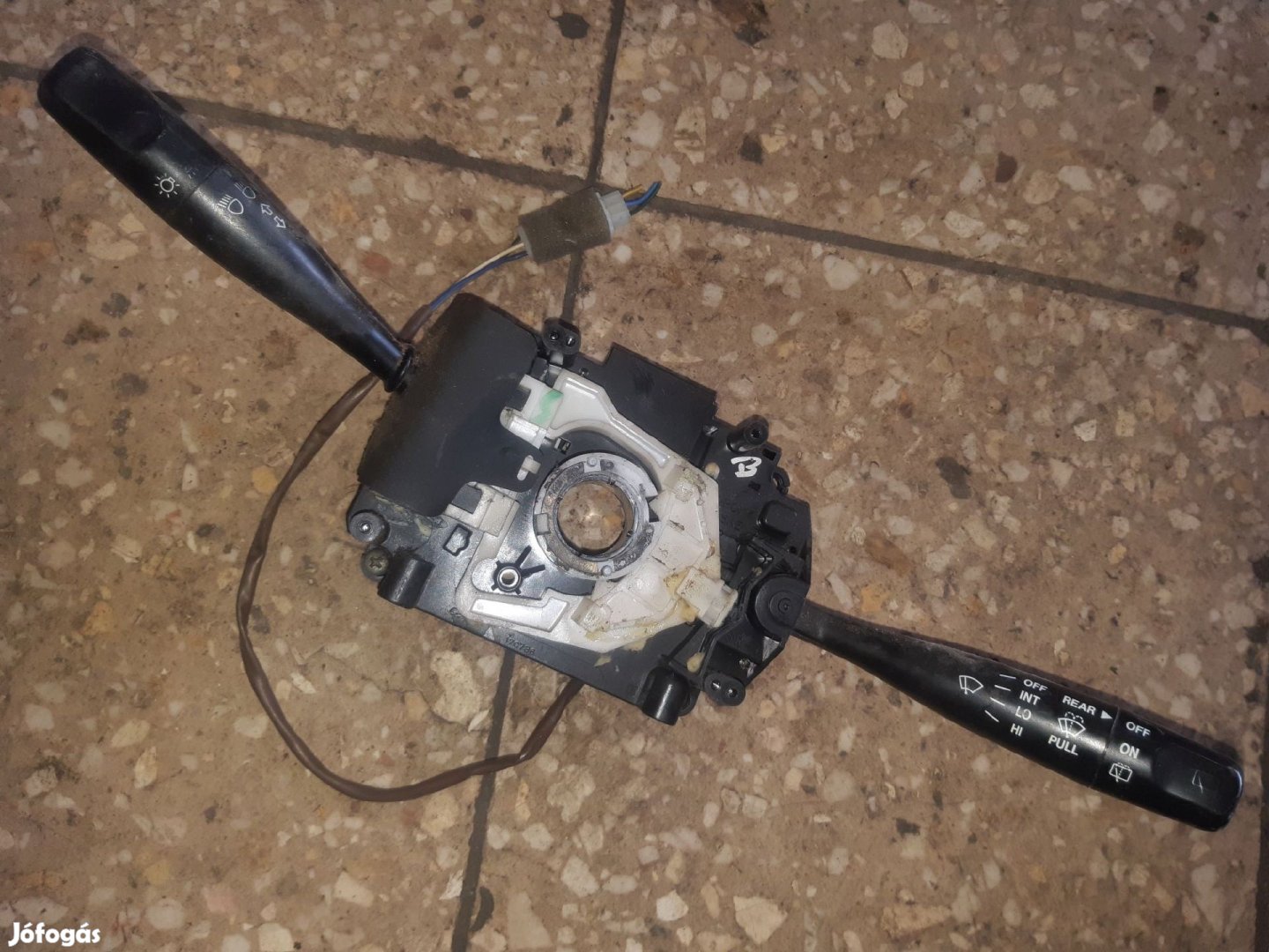 Suzuki Alto Bajuszkapcsoló