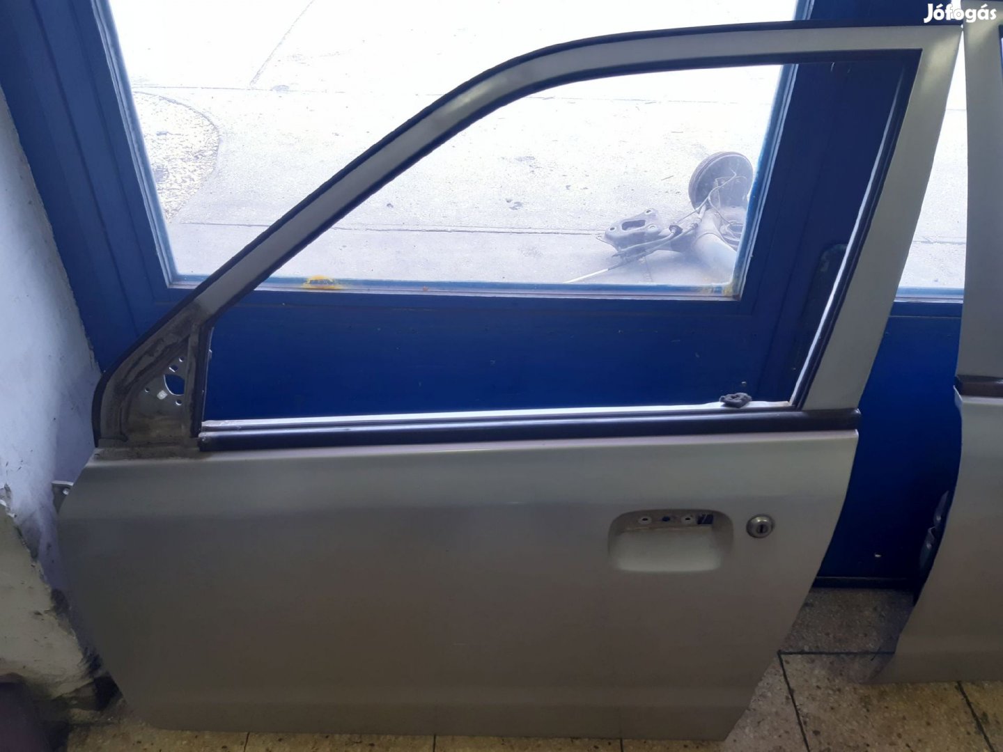 Suzuki Alto Bal Első Ajtó