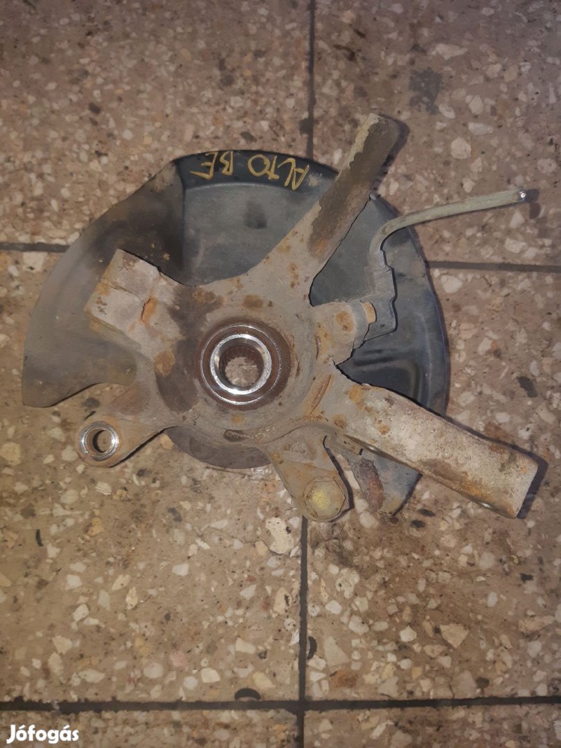 Suzuki Alto Bal Első Csonkállvány Kerékaggyal + ABS Jeladó
