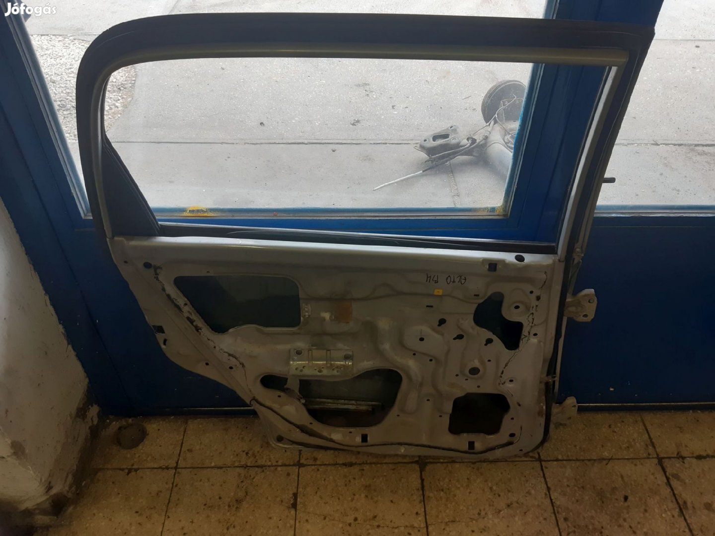 Suzuki Alto Bal Hátsó Ajtó