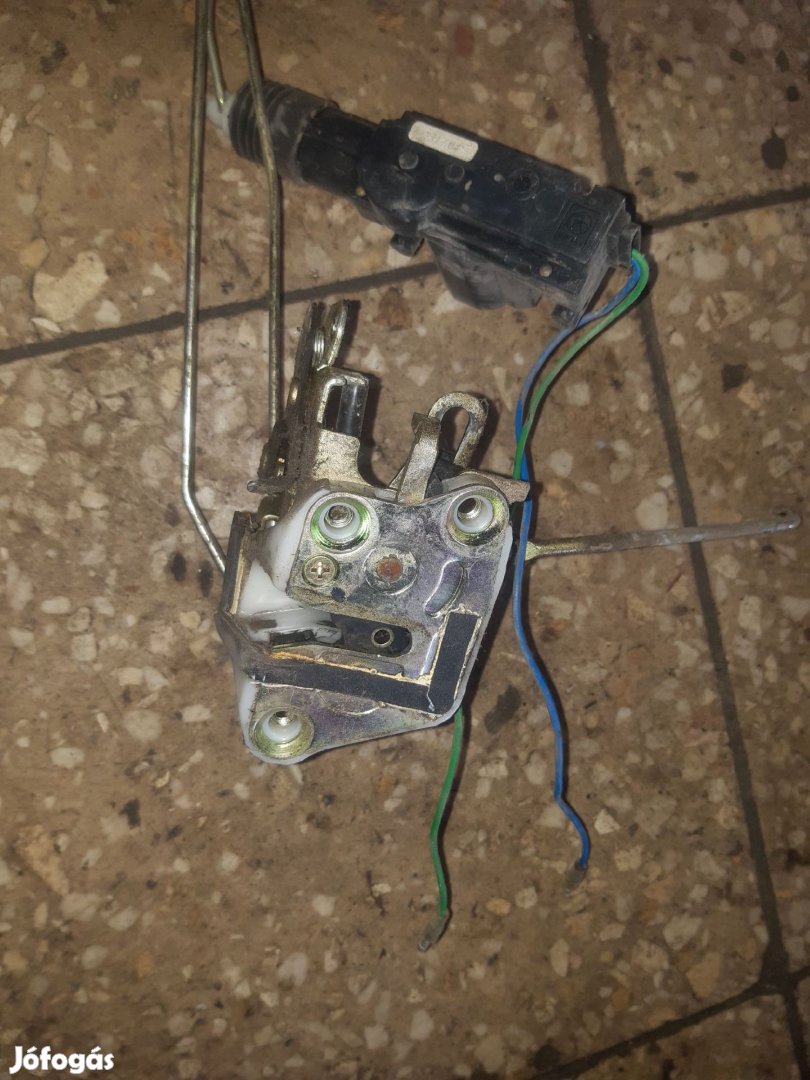 Suzuki Alto Bal Hátsó Ajtó Zárszerkezet Központizár Motor