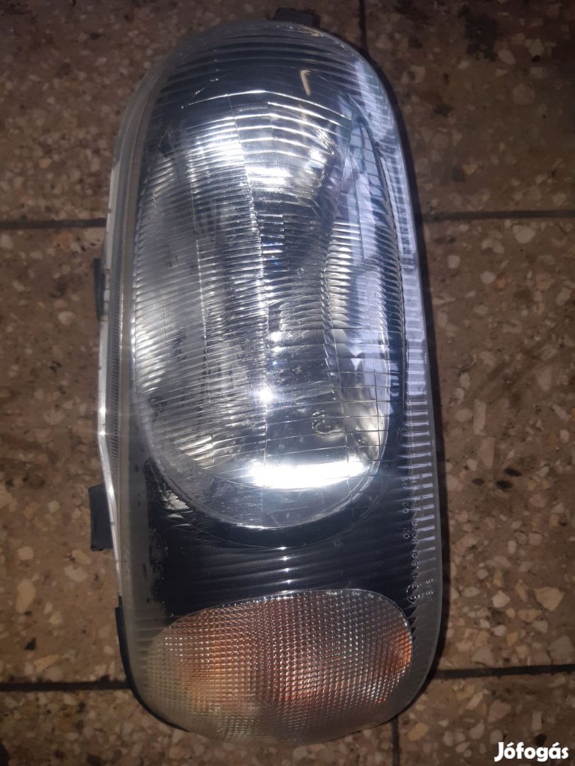 Suzuki Alto Jobb Első Lámpa + Elektromos Magasság Állító Motor