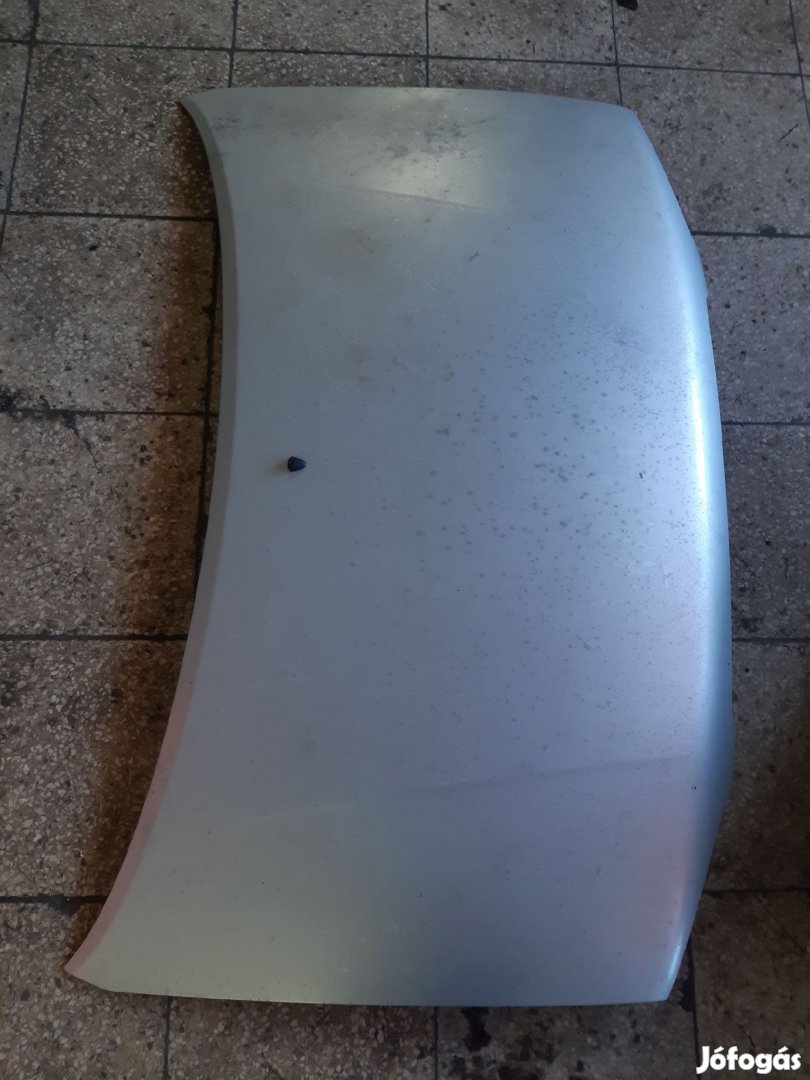 Suzuki Alto Motorháztető