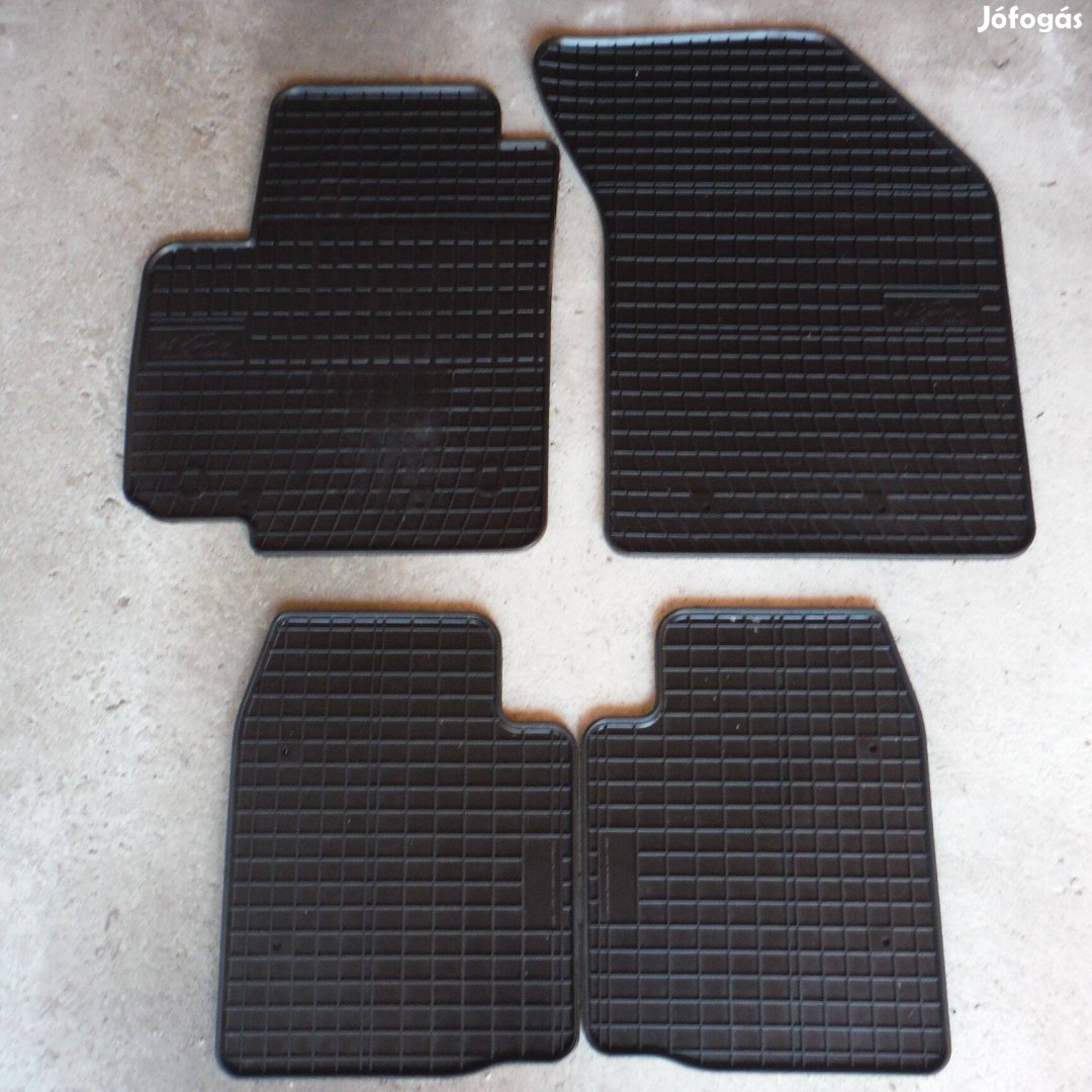Suzuki Baleno 2016 Méretpontos Gumiszőnyeg Készlet