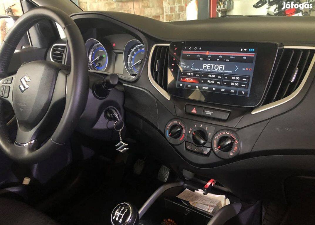 Suzuki Baleno Carplay Multimédia Android GPS Rádió Tolatókamerával