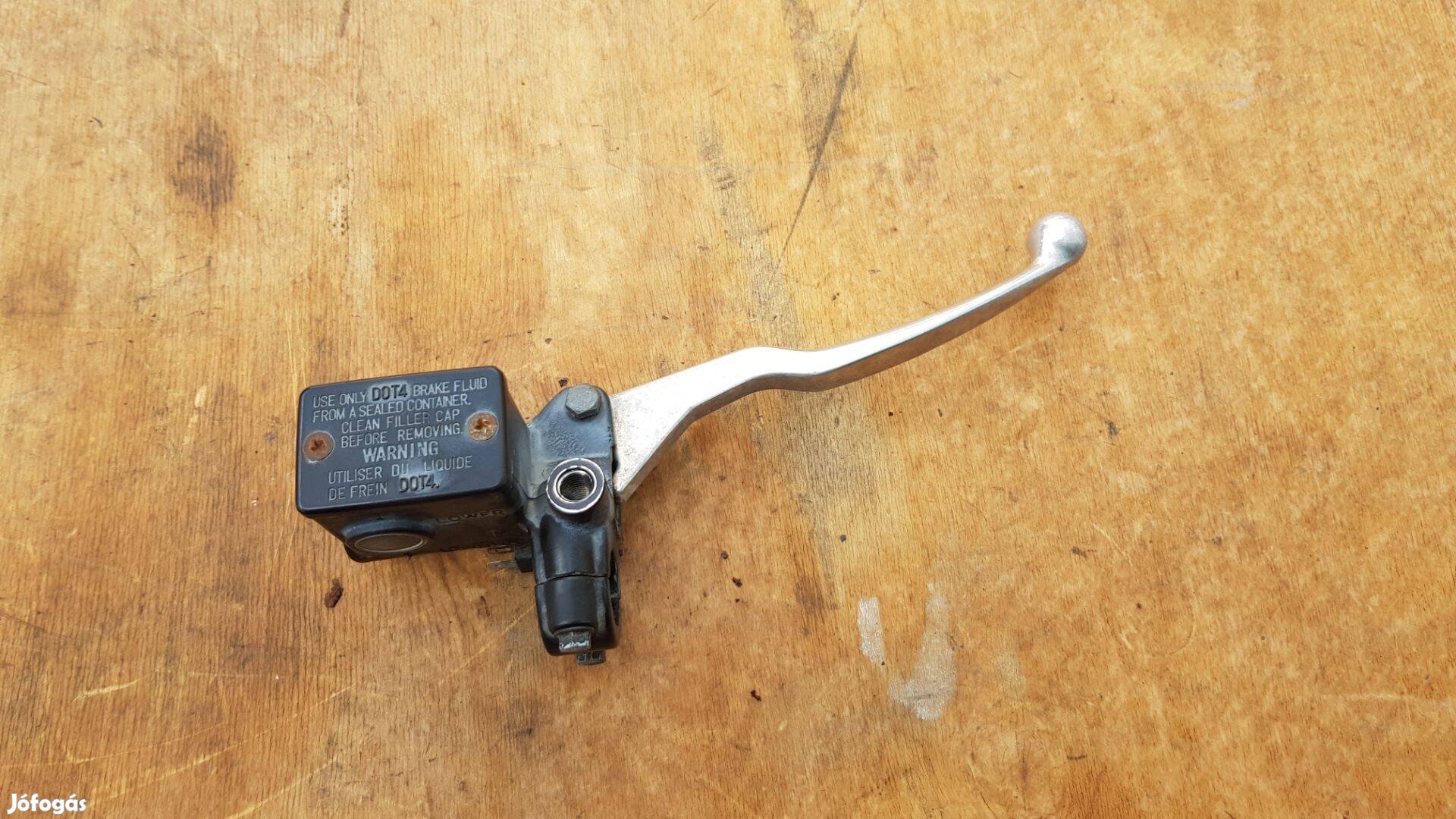 Suzuki Burgman 250 - 400 főfékhenger jobbos