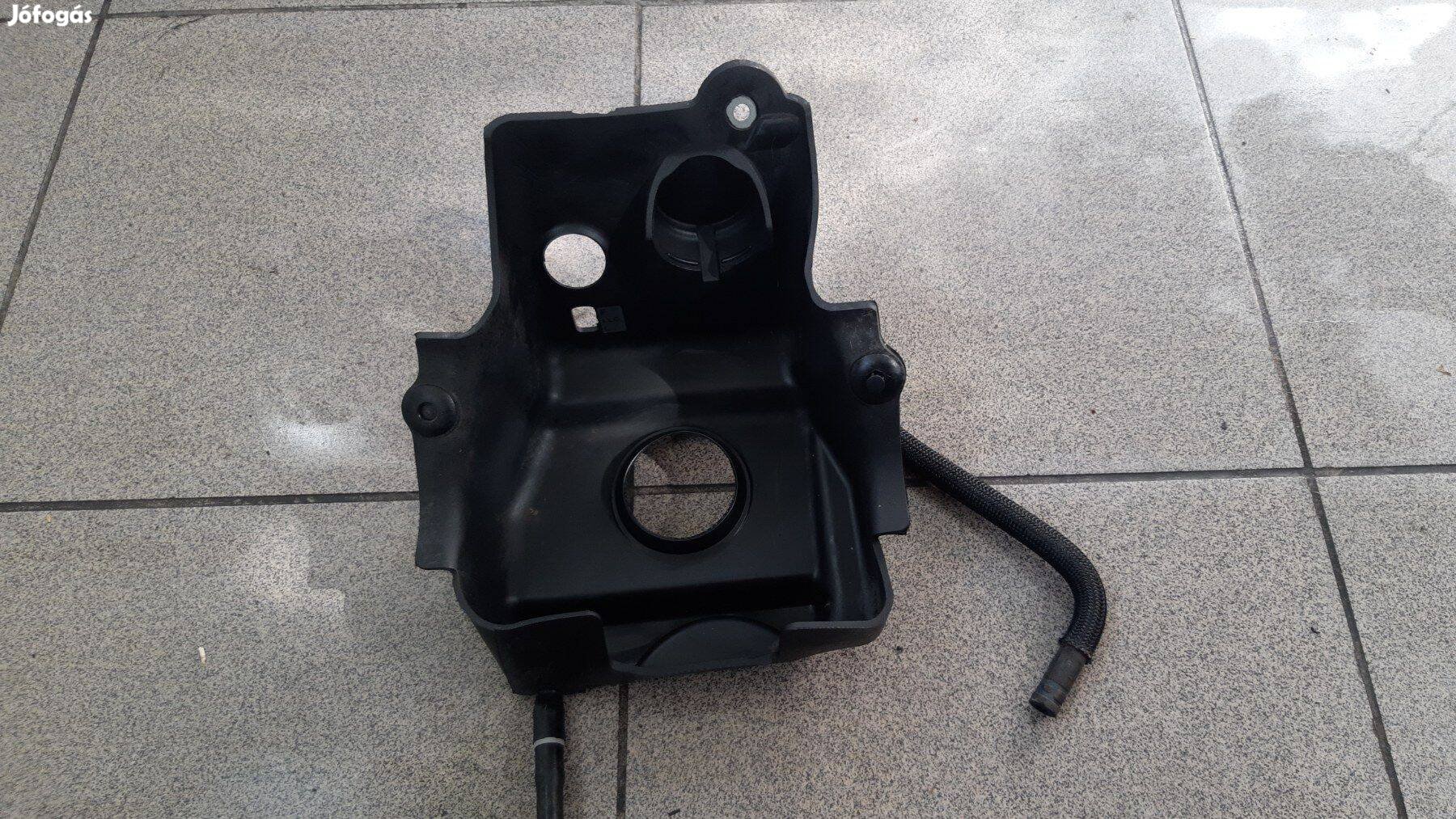 Suzuki Burgman 400 2010 tankgumi