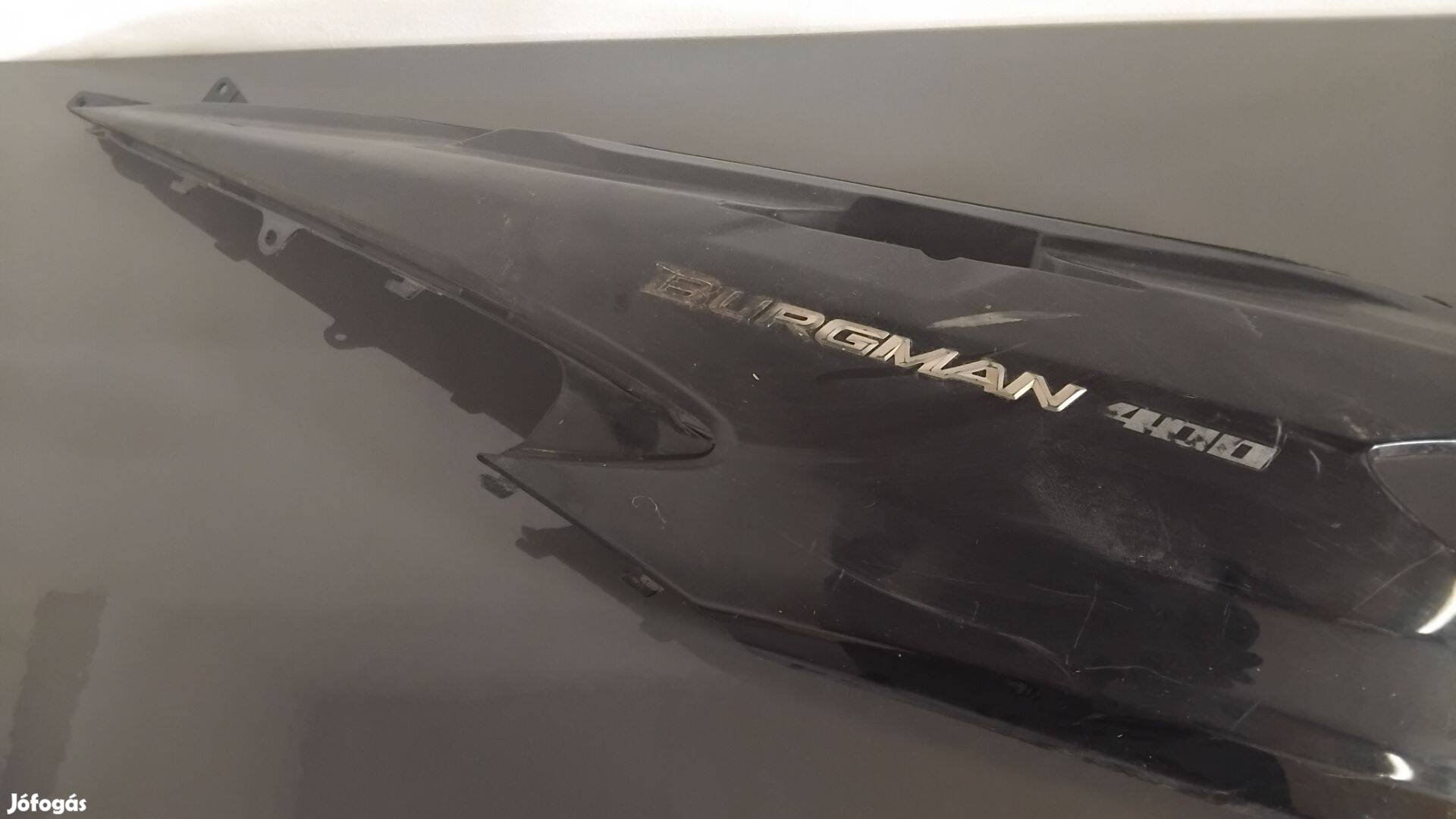 Suzuki Burgman 400 Bal oldali idom | 47211-05H | Sérült