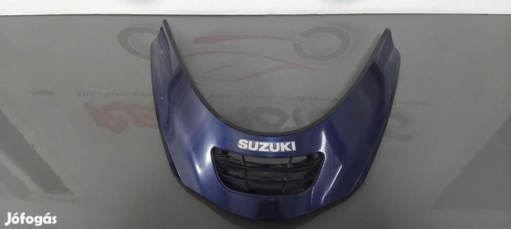 Suzuki Burgman 400 Elülső idom