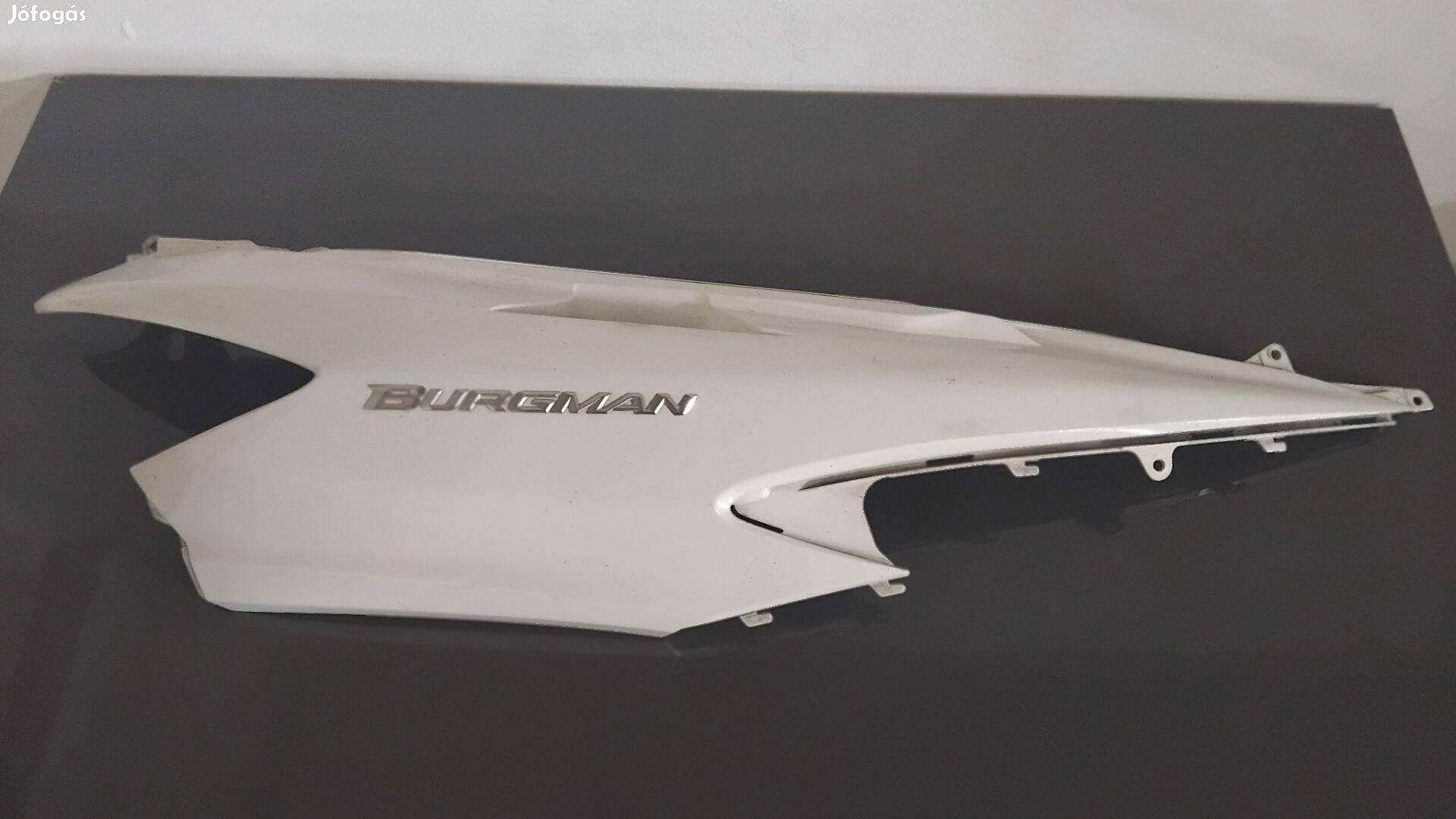 Suzuki Burgman 400 Jobb oldalburkolat | 47111-05H