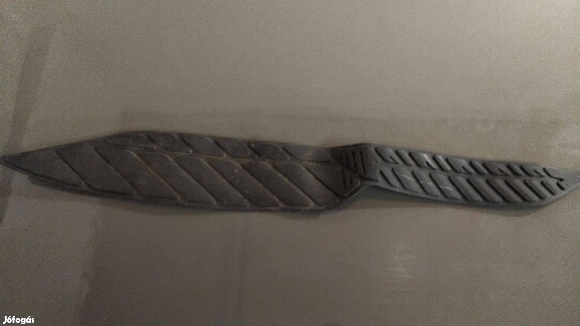 Suzuki Burgman 400 K3 Bal oldali taposógumi | 48221-14G00