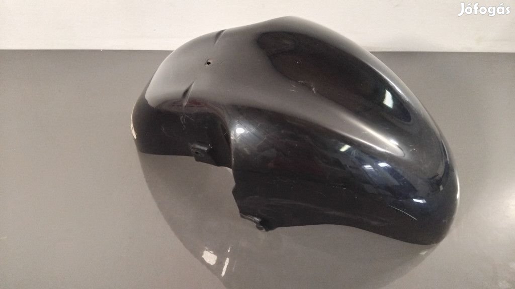 Suzuki Burgman 400 K3 - Első sárvédő - 53111-14G0 - Sérült