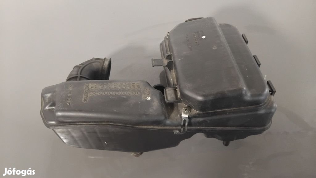 Suzuki Burgman 400 K3 - Légszűrőház