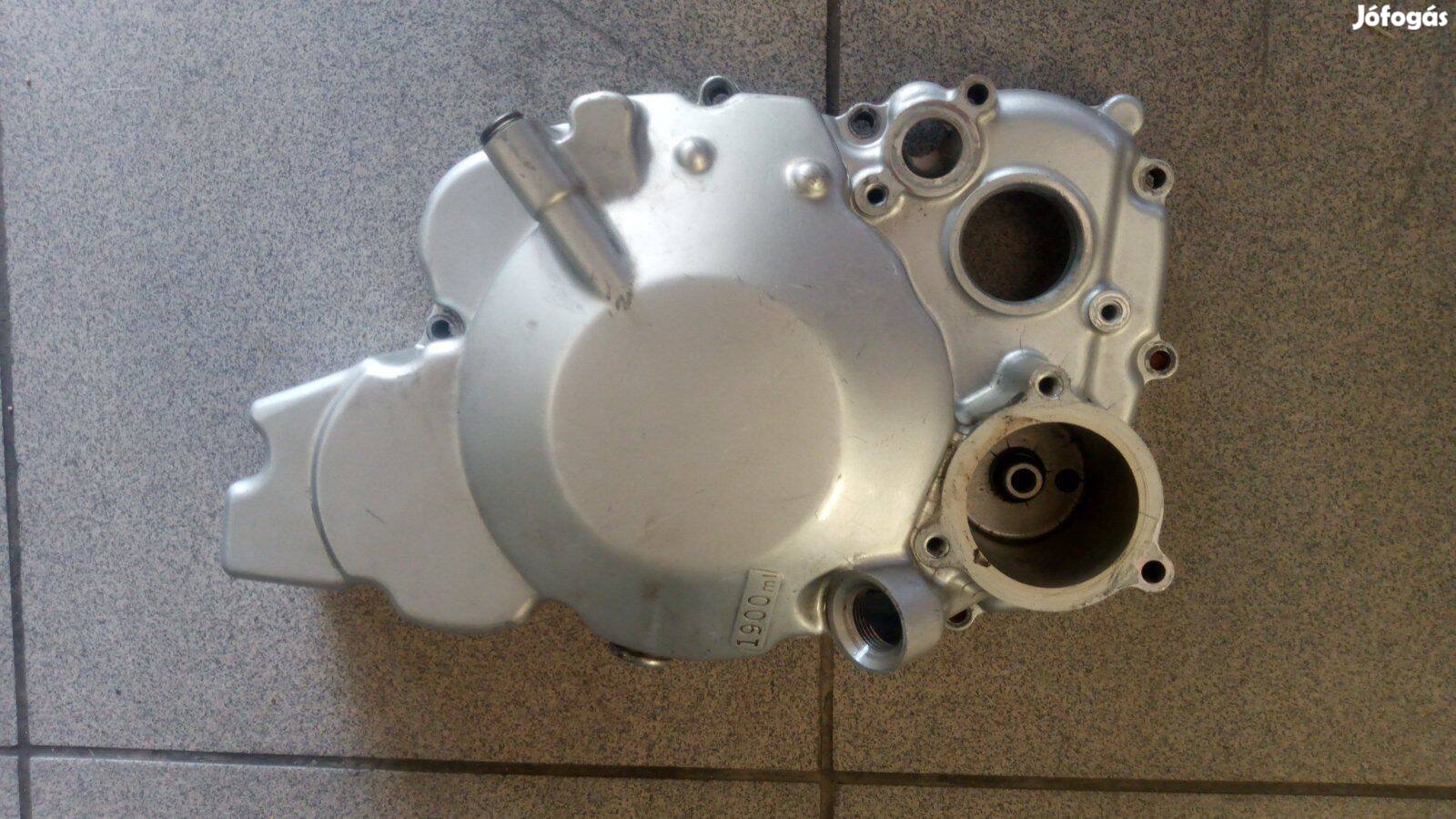 Suzuki Burgman 400 K3 generátor fedél