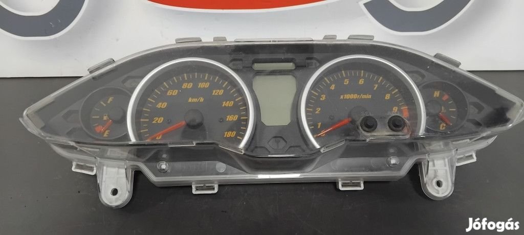 Suzuki Burgman 400 K7 Kilóméteróra