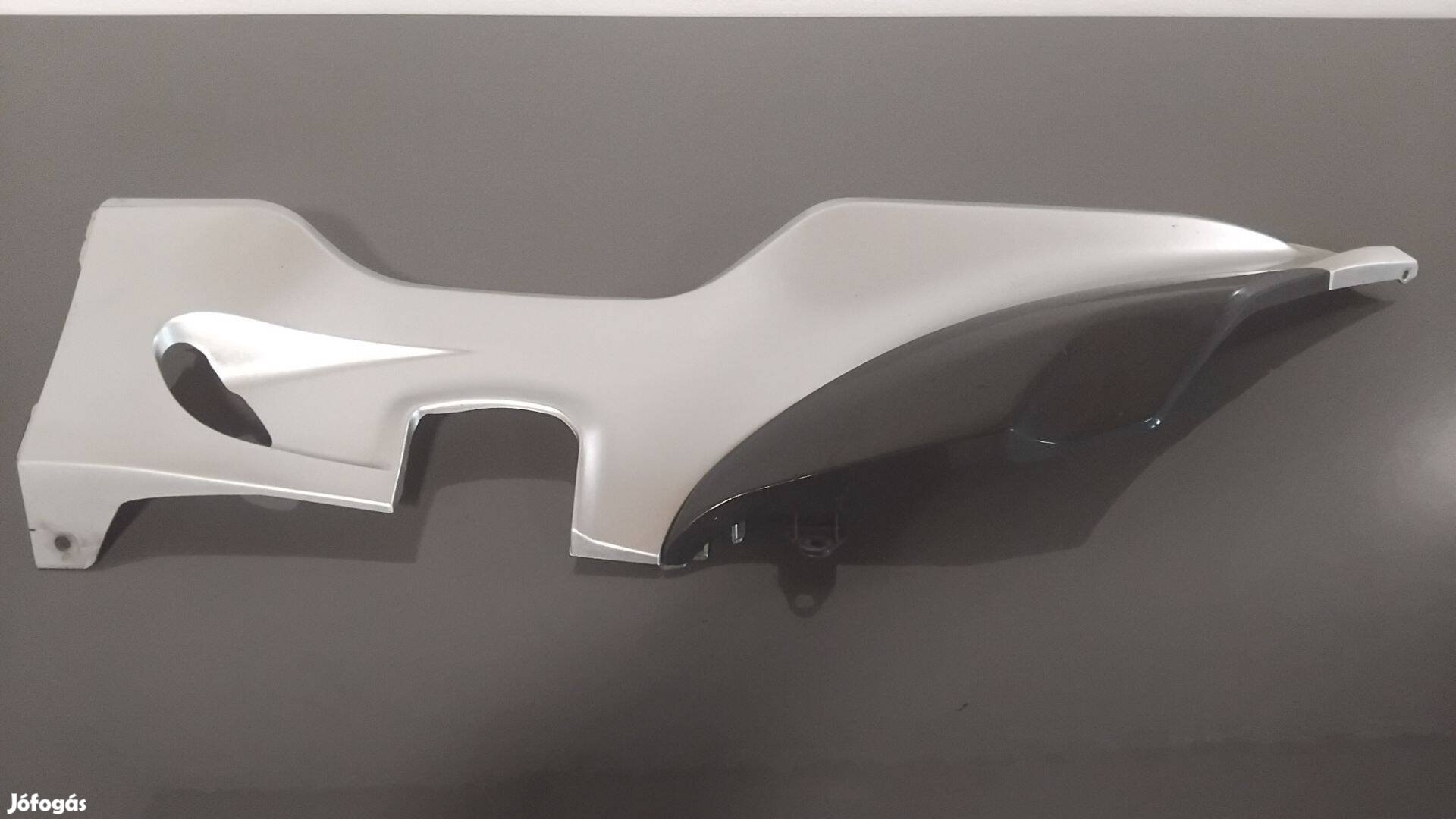 Suzuki Burgman 400 '01-02 Bal oldali idom | 48181-14F00