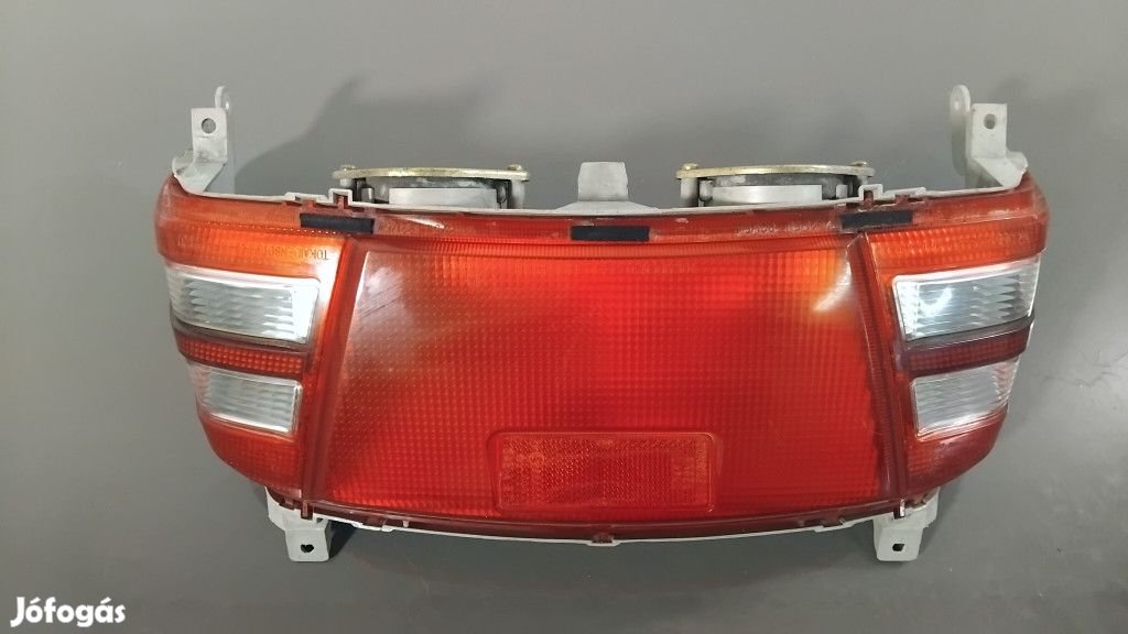 Suzuki Burgman 400 - Hátsó lámpa