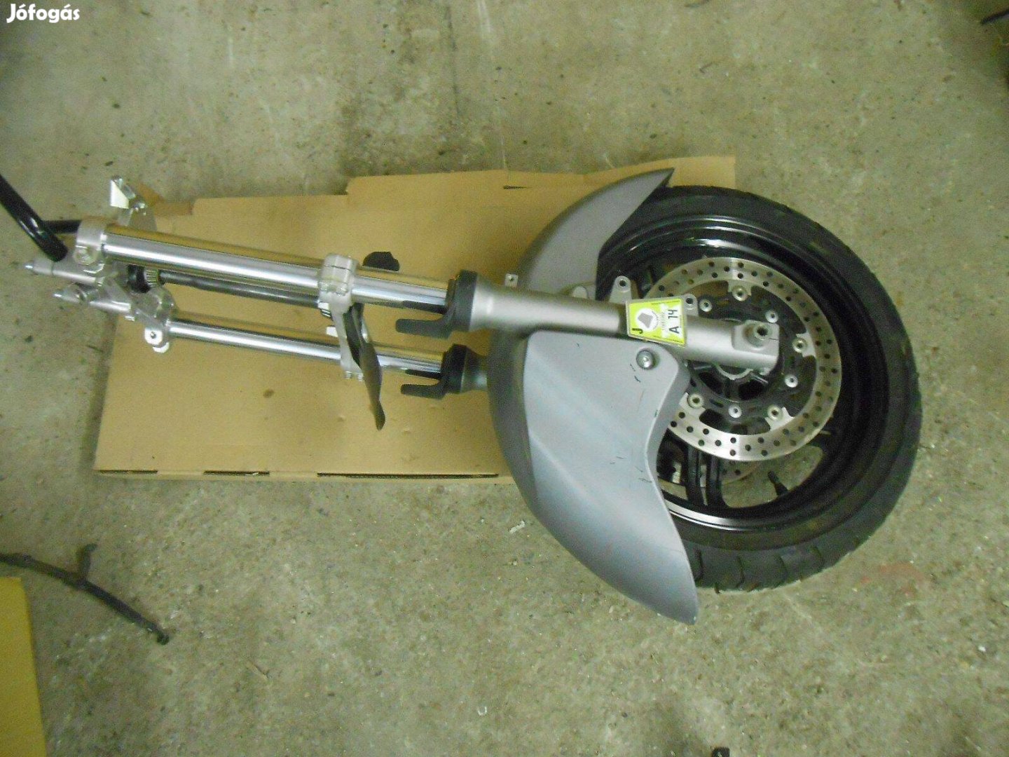 Suzuki Burgman 650Z,L3,2013-as,Osztrák,bontott alkatrészei eladók