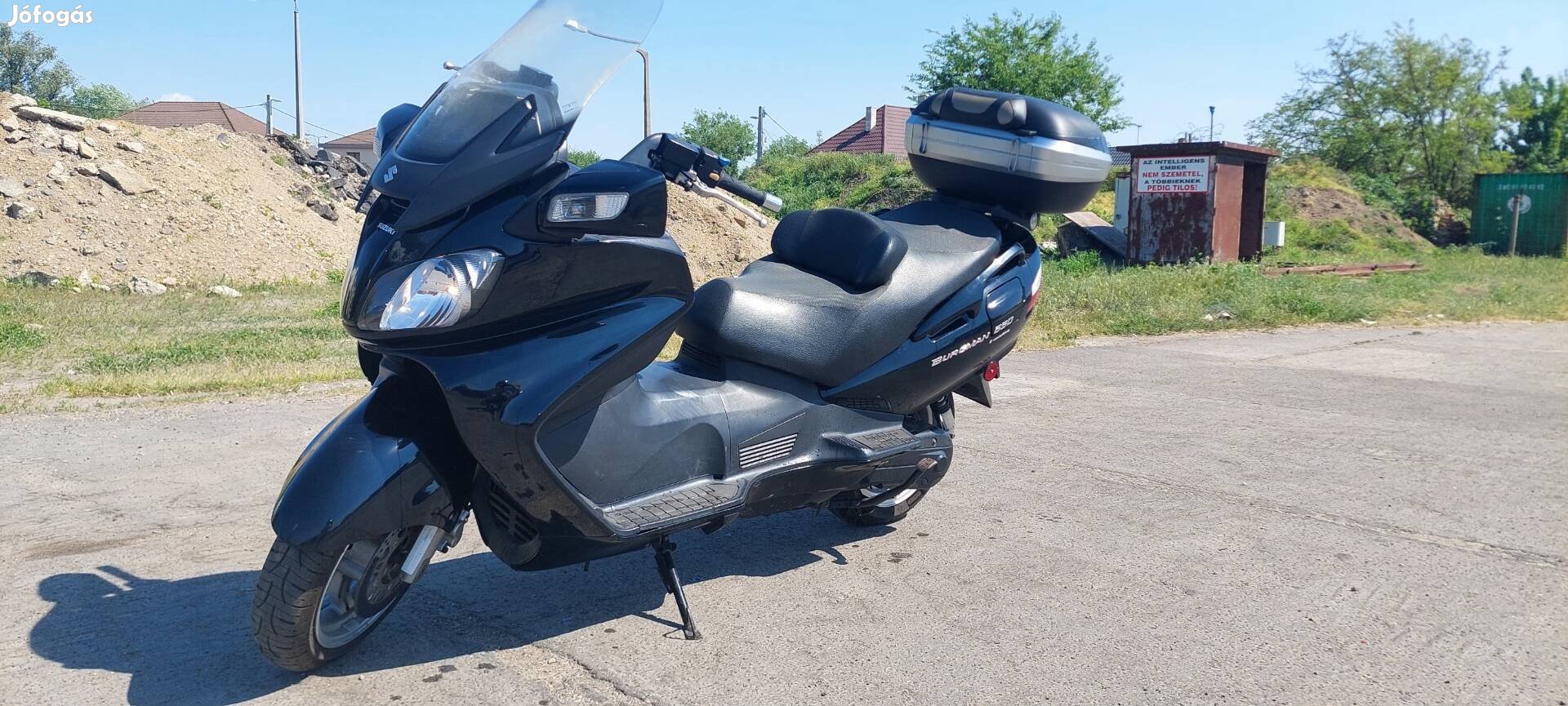 Suzuki Burgman 650