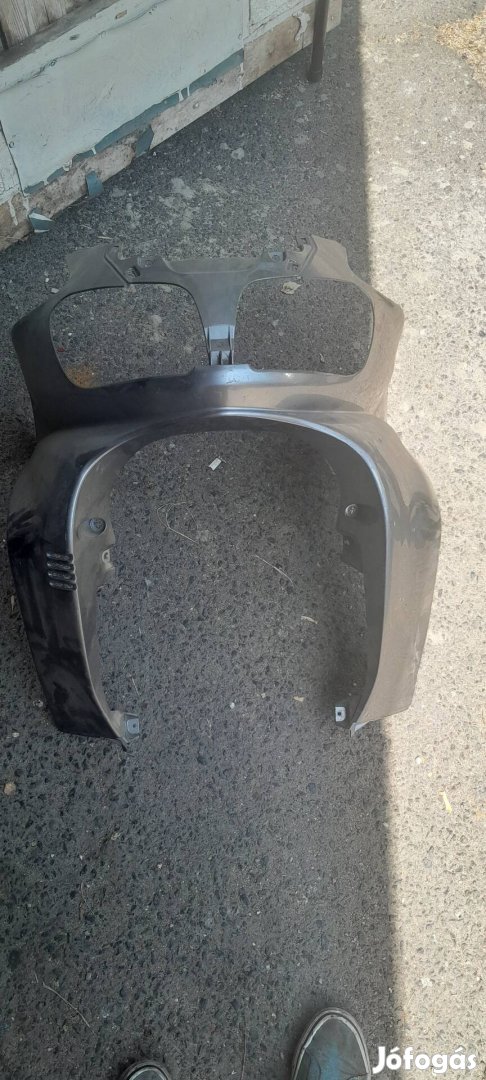 Suzuki Burgman 650 Elsö idom Miskolc