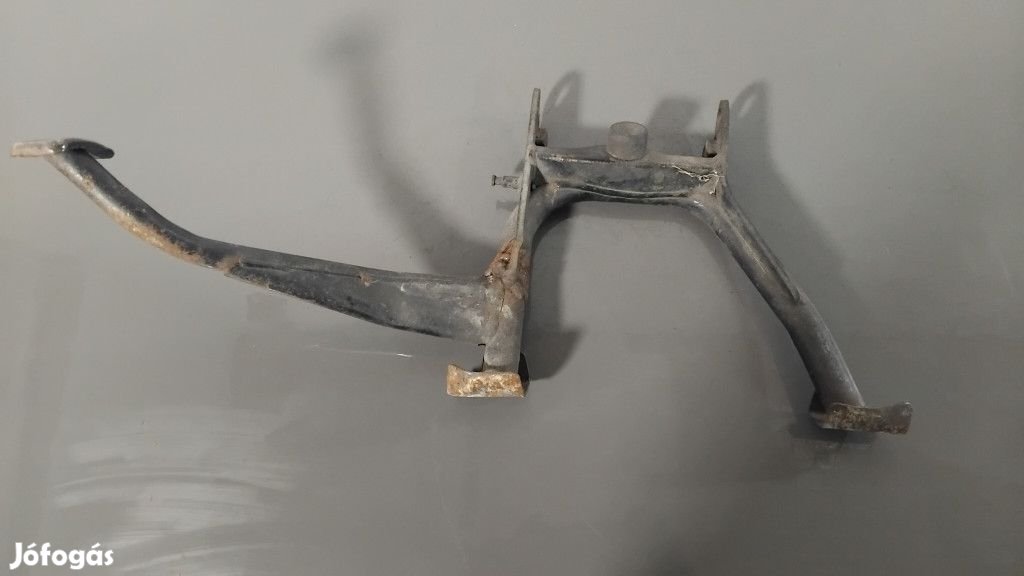 Suzuki Burgman 650 Executive - Középsztender - Hegesztve van?