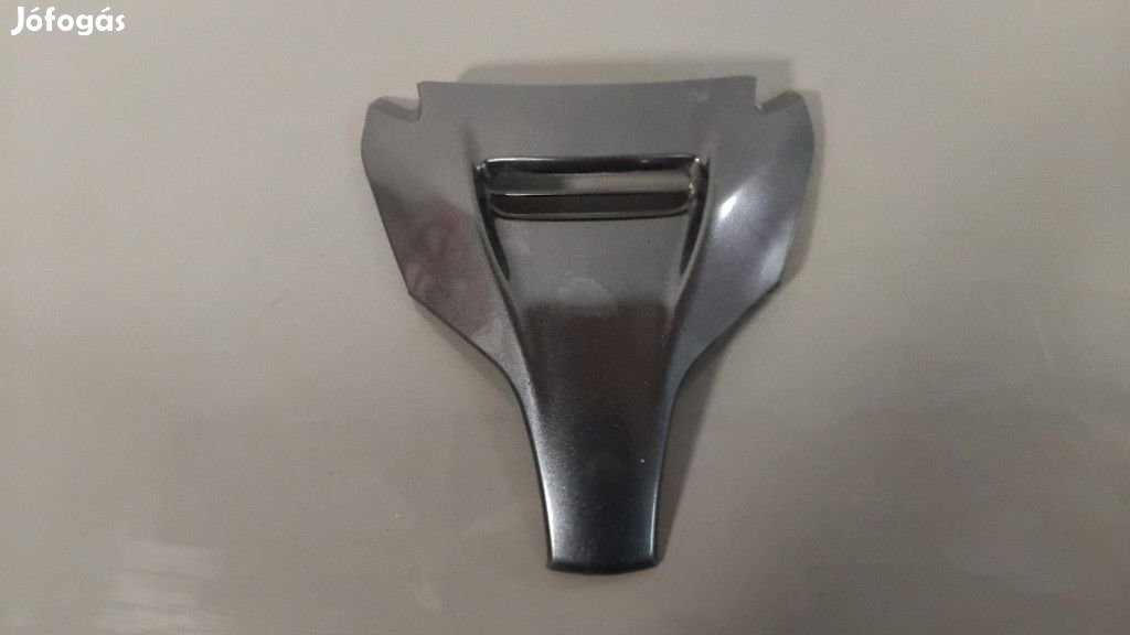 Suzuki Burgman 650 (2005-2009) - Első idom - 48131-10GA0