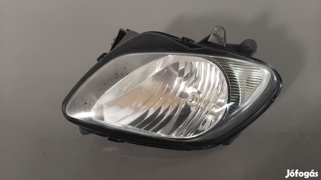 Suzuki Burgman 650 (2005) - Bal első lámpa