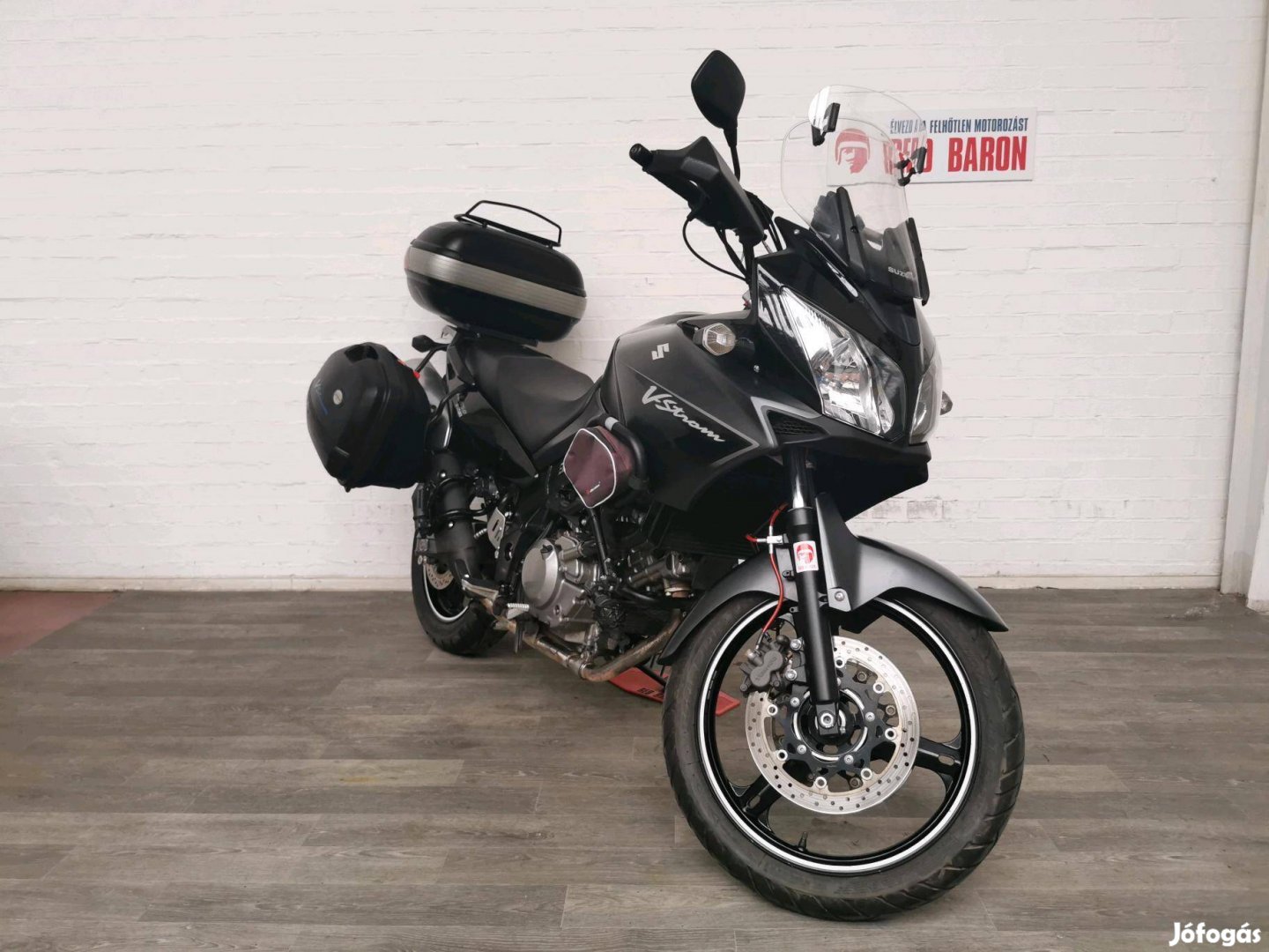 Suzuki DL 650 Entry Bike! RED Baron Garanciával!