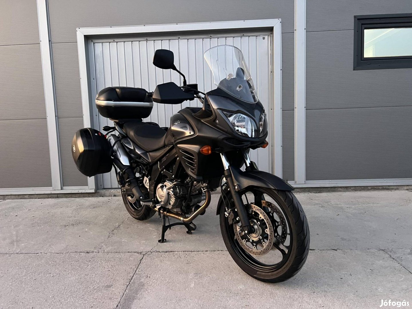 Suzuki DL 650 .