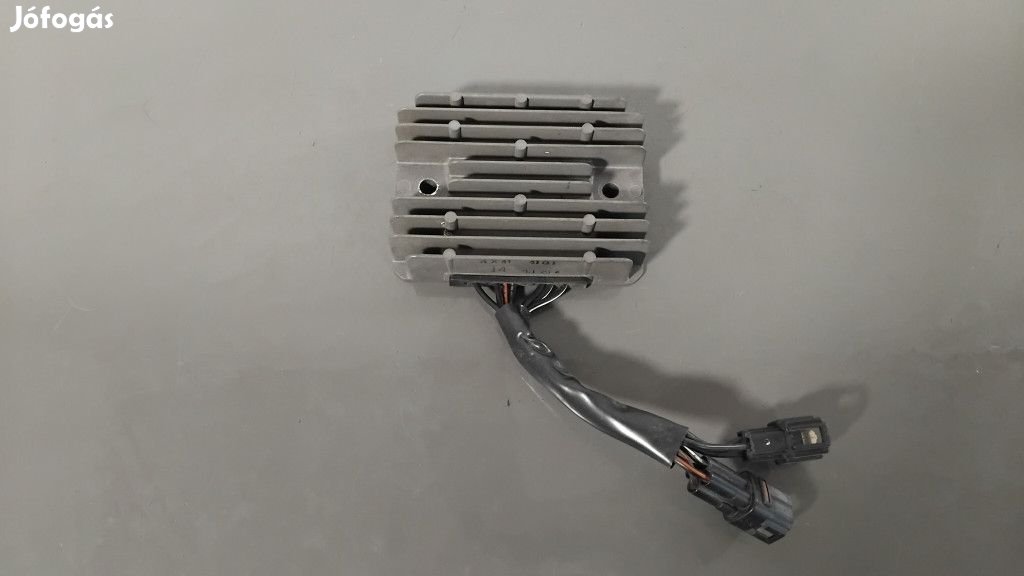 Suzuki Dl 650 V-strom (2004-2011) ABS - Feszültségszabályzó