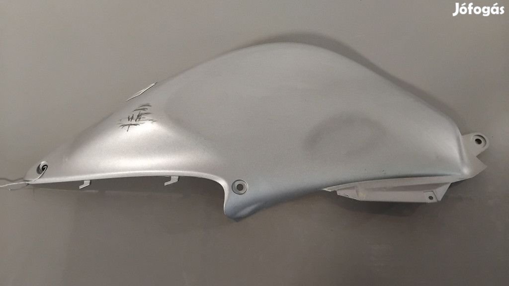 Suzuki Dl 650 V-strom (2012-2016) - Tank burkolat - 44181-11J0