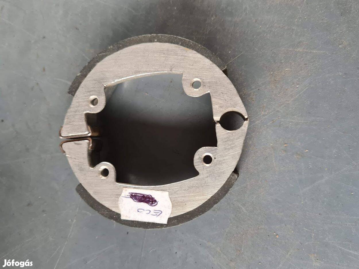 Suzuki EKO Fékpofa Párban