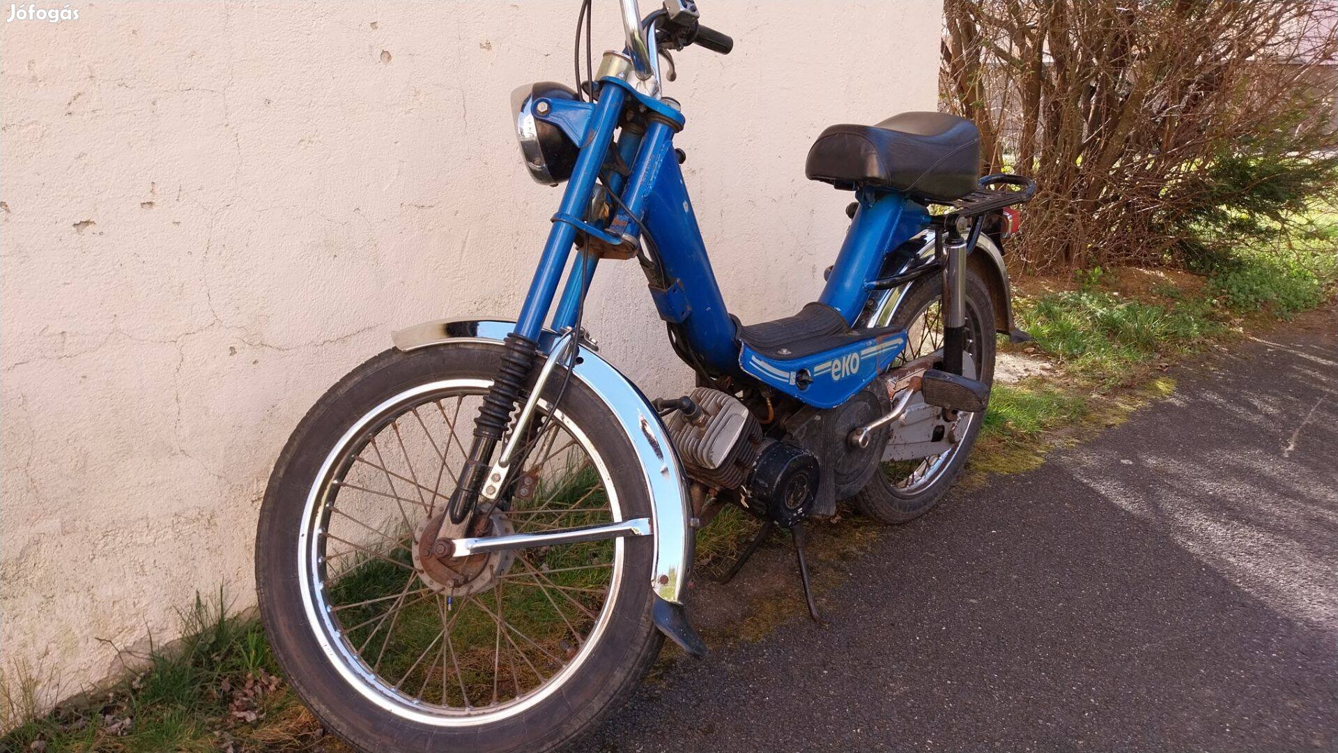 Suzuki Eko segédmotorkerékpár 50cm3