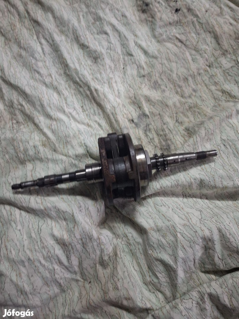 Suzuki Epicuro 125 , 150 főtengely