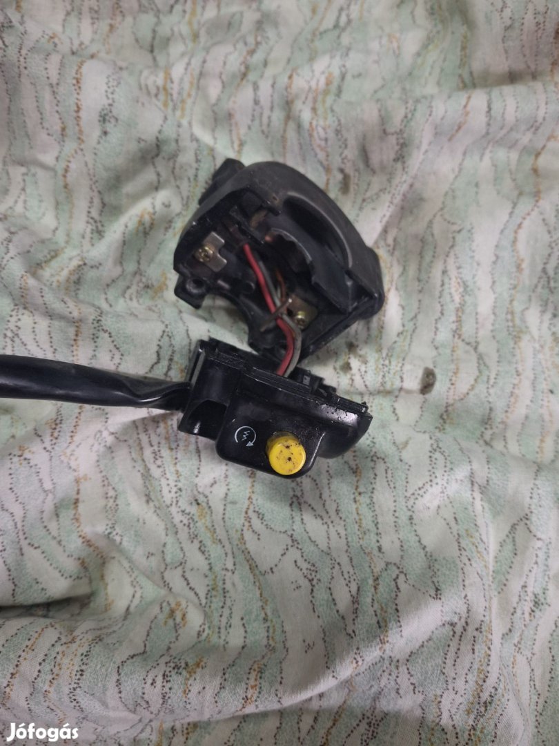 Suzuki Epicuro kormány kapcsoló jobb