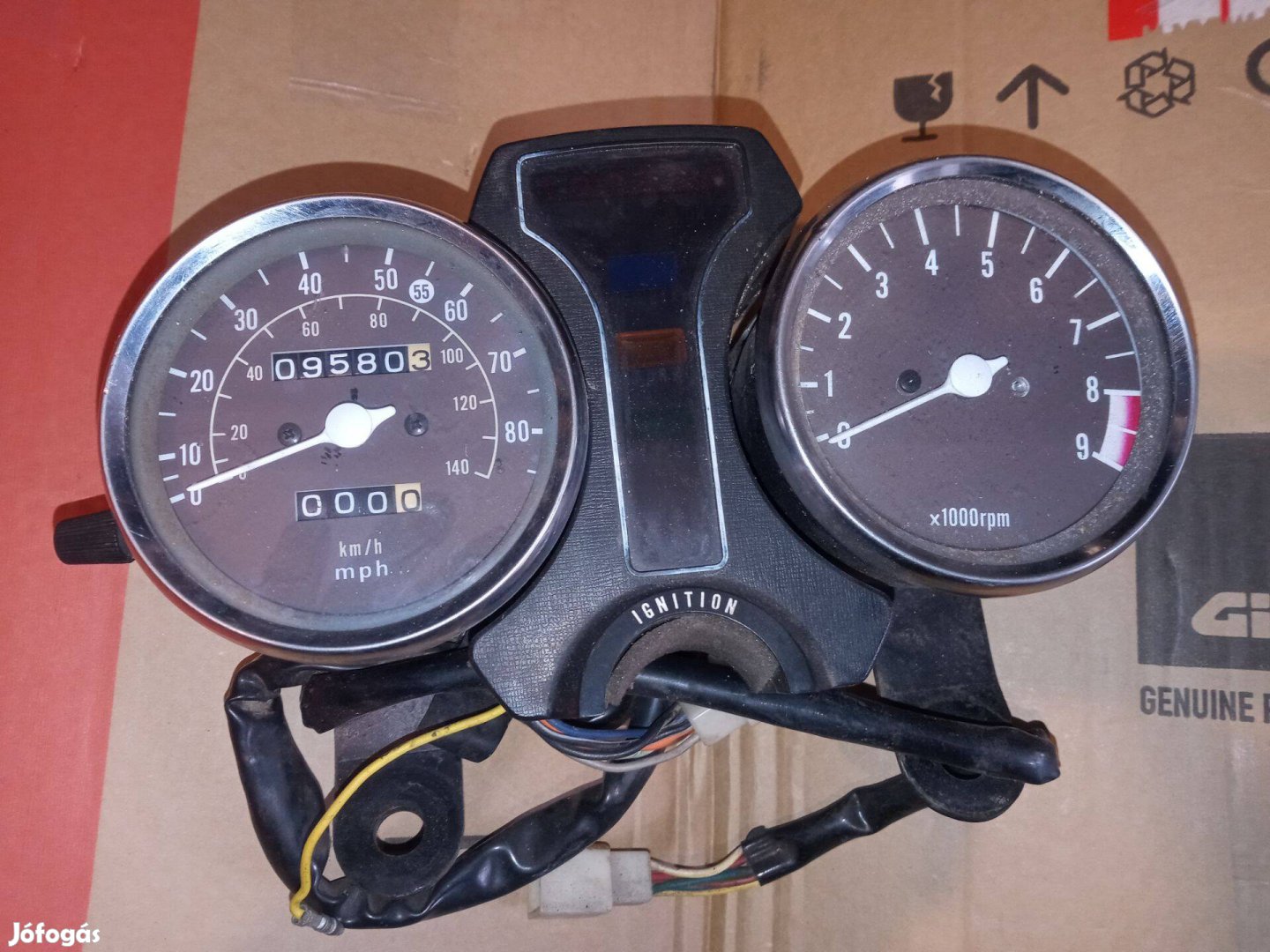 Suzuki GN 400 km óra