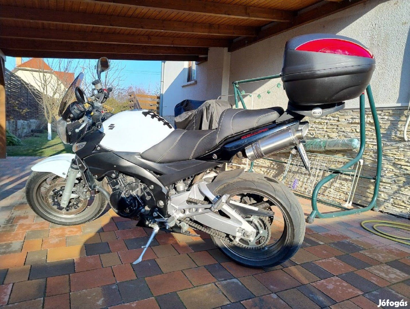 Suzuki GSR 600 Eladó