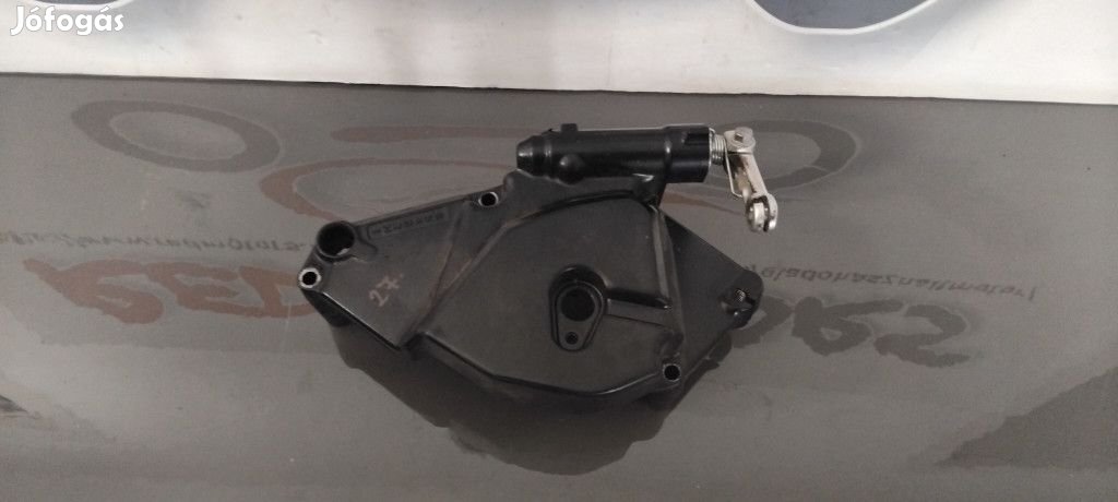 Suzuki GSR 600 Kuplung dekni