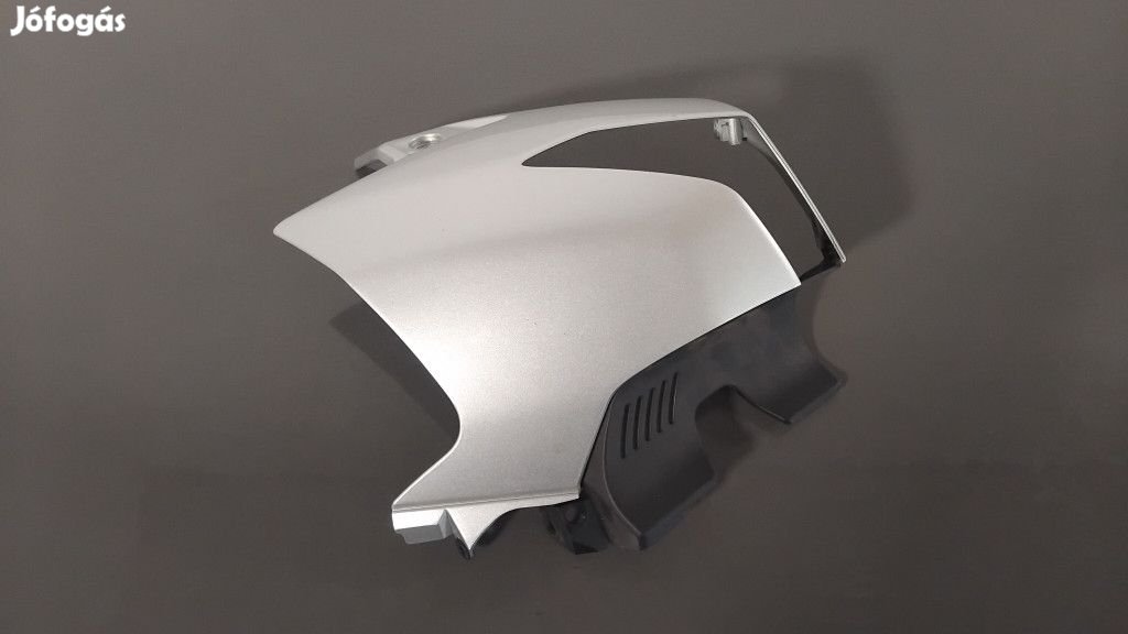 Suzuki GSR 600 (2006) - Bal oldalidom - 44181-44G0 - Javított