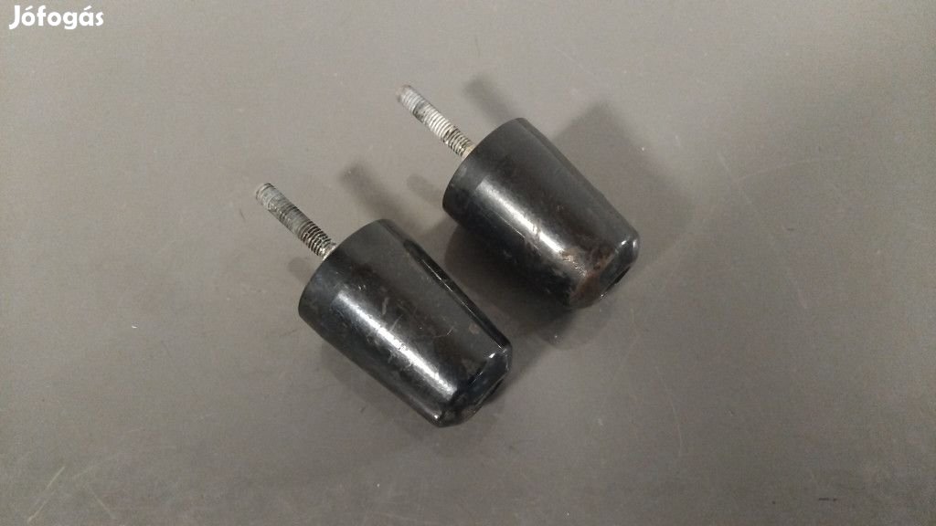 Suzuki GSR 600 (2006) - Kormányvég súly