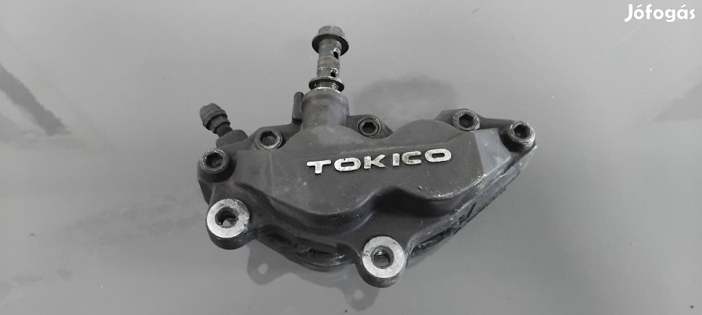 Suzuki GSXR 750 K1 Bal első féknyereg