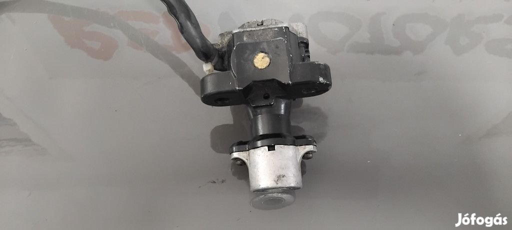 Suzuki GSXR 750 K1 Gyújtáskapcsoló