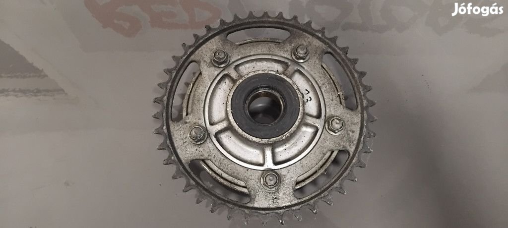 Suzuki GSXR 750 K1 Hátsó menesztő