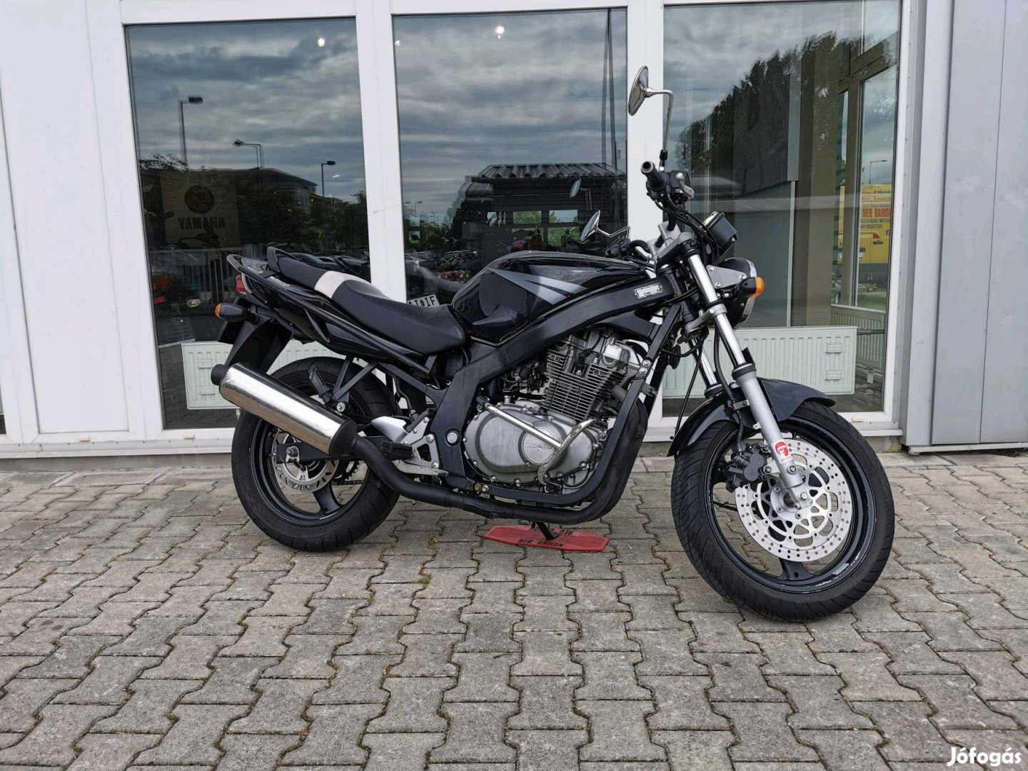 Suzuki GS 500 E Entry Bike! RED Baron Garanciáv...