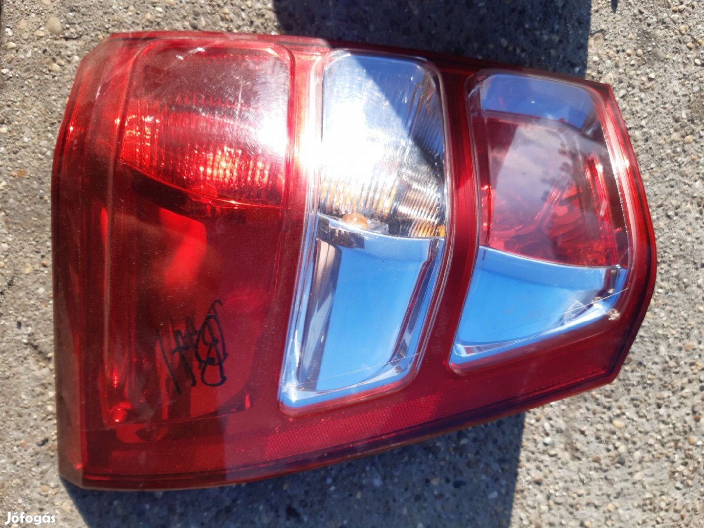 Suzuki Grand Vitara 05- Bal Hátsó Lámpa