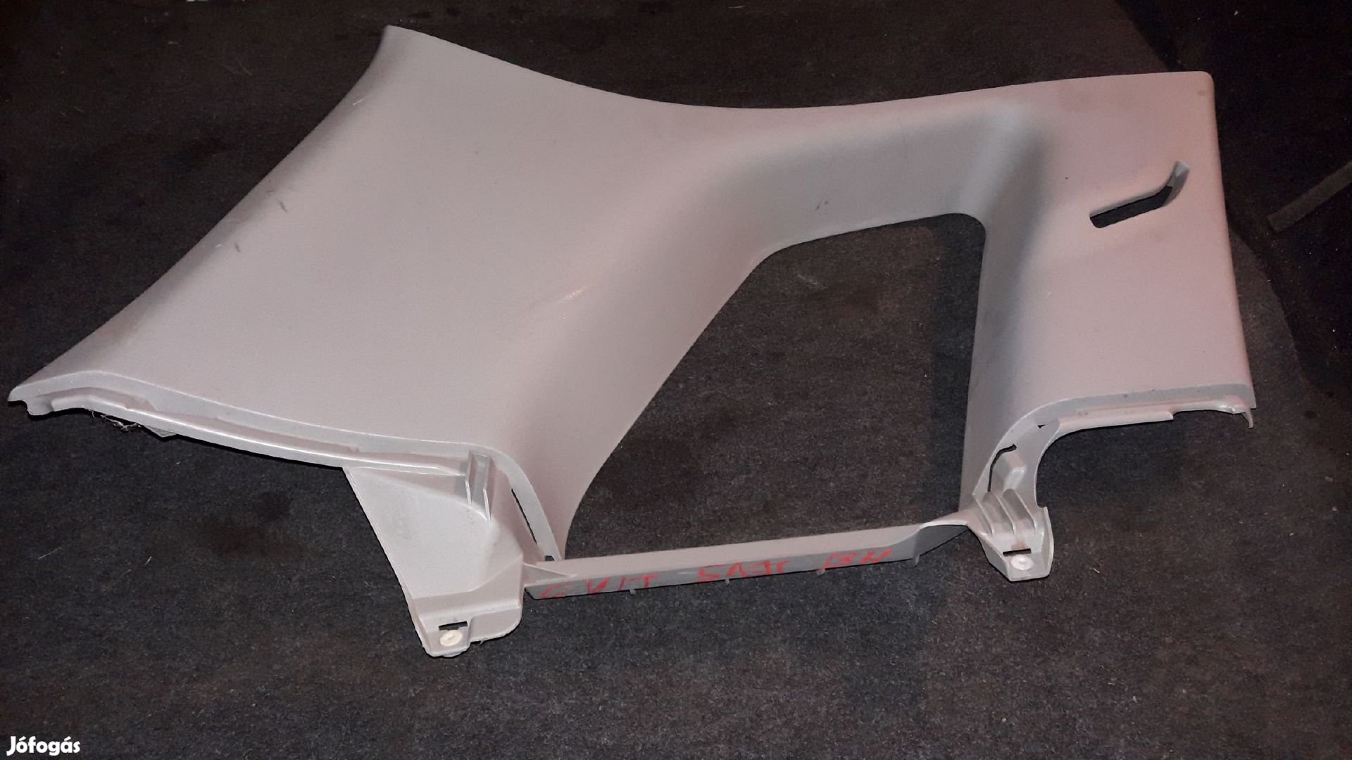 Suzuki Grand Vitara 05- Bal C Oszlop Beltéri Takaró Burkolat