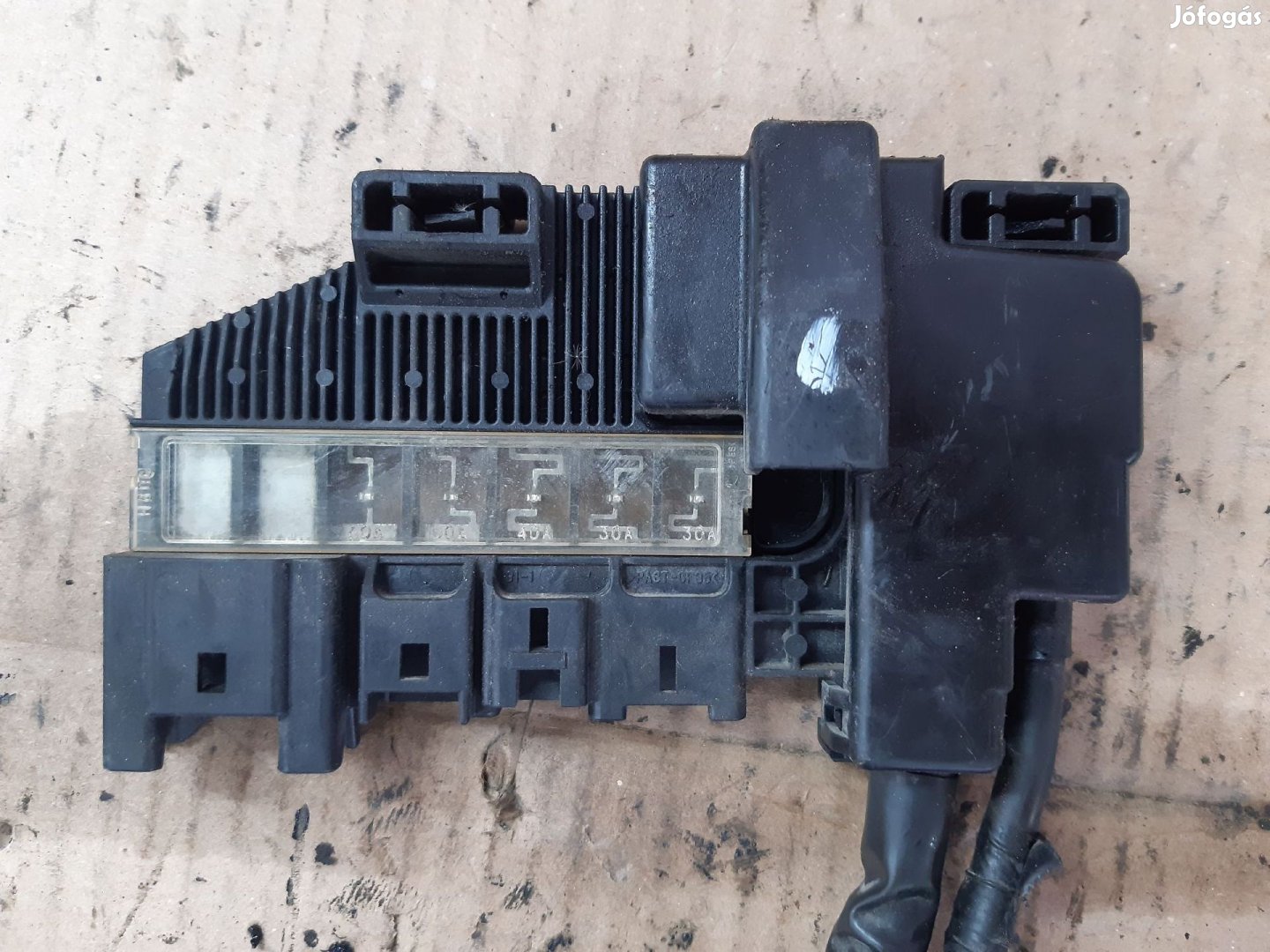 Suzuki Grand Vitara 05- Biztosítéktábla Relé Tábla