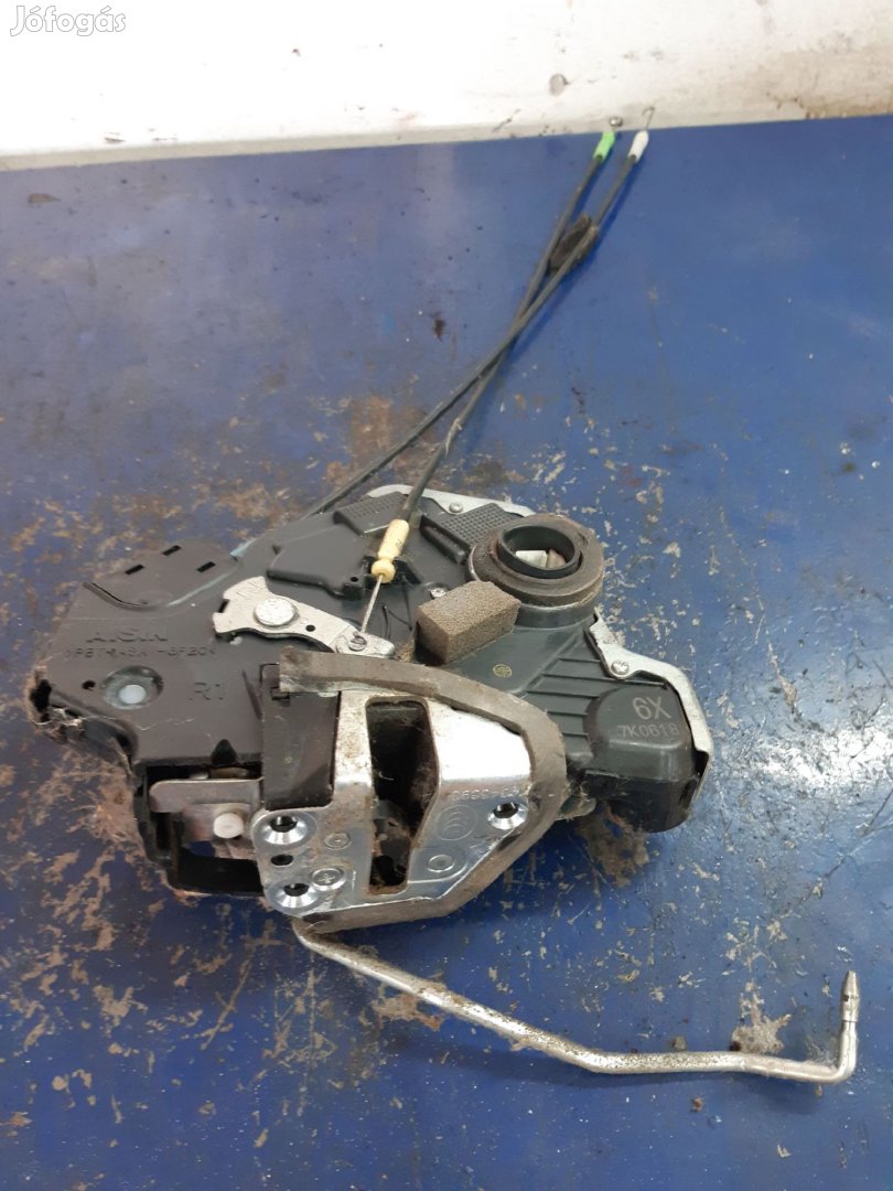 Suzuki Grand Vitara 05- Jobb Első Ajtó Zárszerkezet