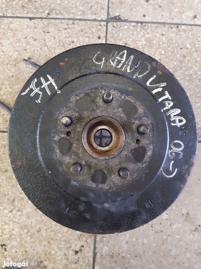 Suzuki Grand Vitara 05- Jobb Hátsó Csonkállvány Kerékaggyal