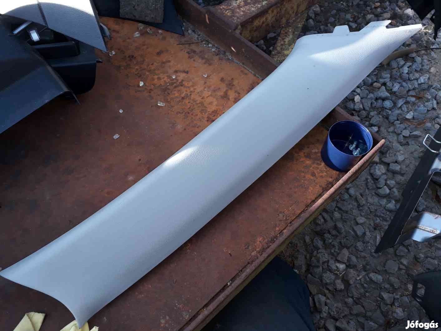 Suzuki Grand Vitara 05- Jobb A Oszlop Beltéri Takaró